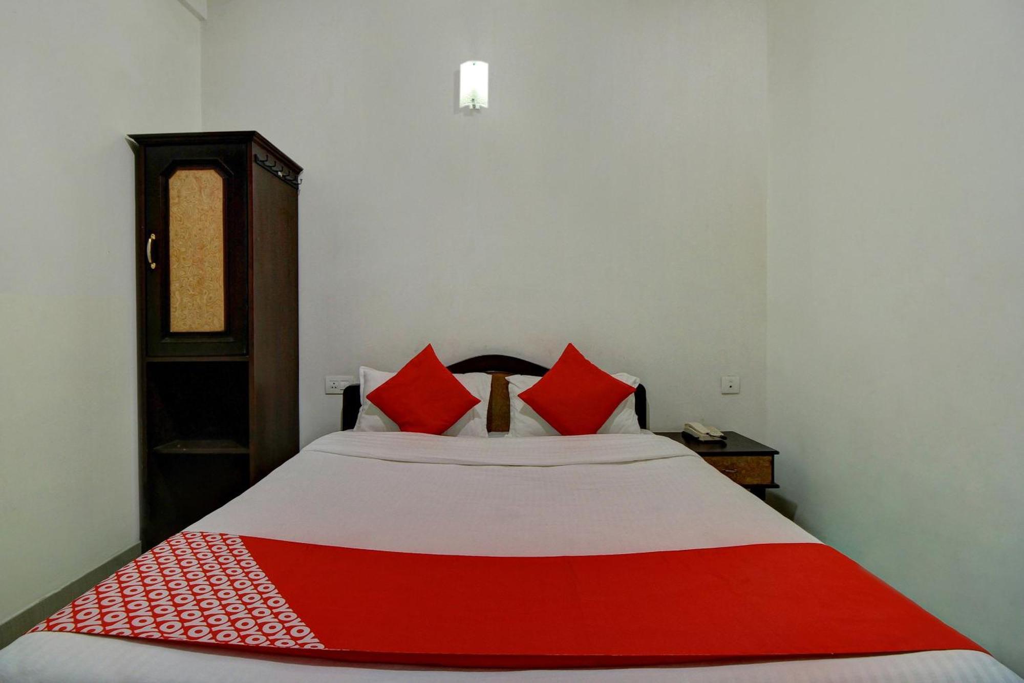 Hotel Rj Inn コダイカナル エクステリア 写真