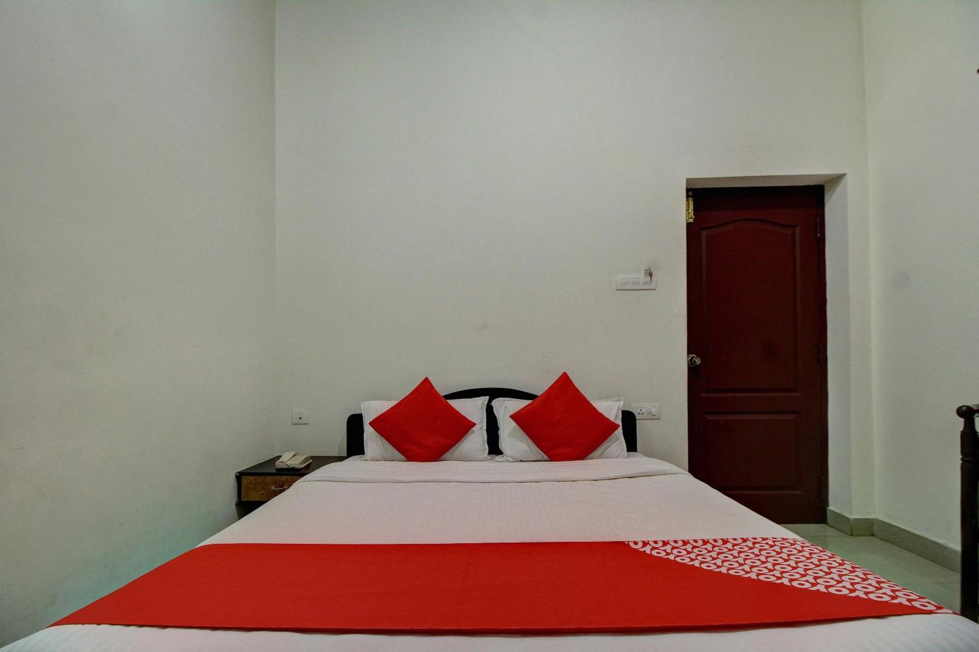 Hotel Rj Inn コダイカナル エクステリア 写真